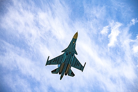 Минобороны: Су-34 упал в Волгоградской области, летчики живы