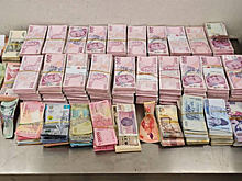 Турист прилетел в Шереметьево с чемоданом валюты