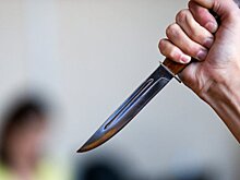 Три девушки рассорились и пустили в ход ножи