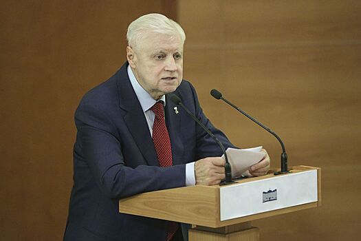 Сергей Миронов ответил на призывы к депутатам не лезть в спорт