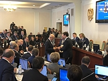 Никитин вручил медали и удостоверения почетным гражданинам Нижегородской области