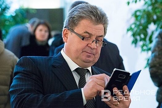 Бизнес-обзор: земельный спор фирмы сына сенатора Емельянова и сделки химпоставщика