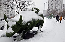 Метеозависимым приготовиться: атмосферный фронт принесет в Москву снегопад, тепло и холод одновременно