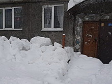 В Костроме будут штрафовать УК и жителей дома за неубранный вовремя снег и лед