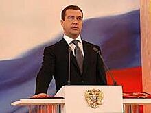 Дмитрий Медведев должен сидеть. На руководящей должности
