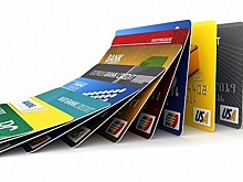 В интернете предлагают получить карты Visa и MasterСard зарубежных банков