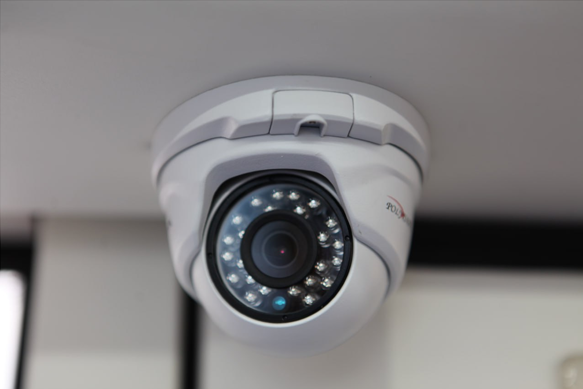 Мэр Иркутска Руслан Болотов: В 2025 году мы значительно расширили программу по оснащению школ и детских садов системами безопасности…