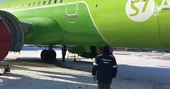 Появилась новая версия инцидента с обледеневшим самолетом в Иркутске