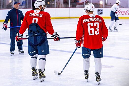 Кого из россиян отсеяли из основных составов перед стартом сезона НХЛ-2023/2024
