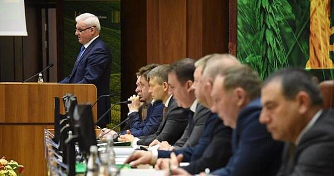 XXXI съезд АККОР: важные достижения и проблемы российских фермеров в докладе Владимира Плотникова