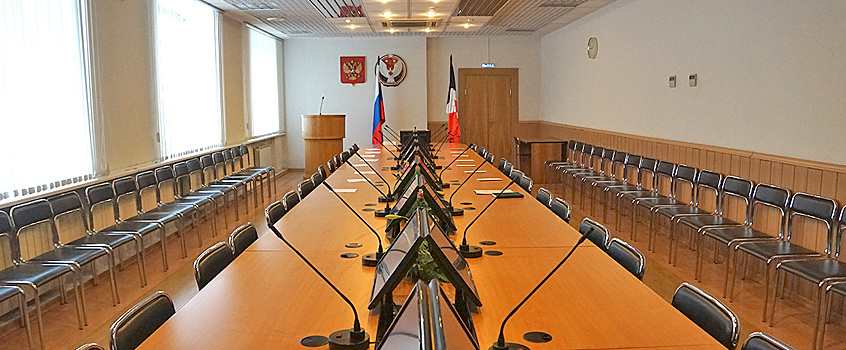 Полпред президента России в ПФО Игорь Комаров провел совещание с главами регионов округа