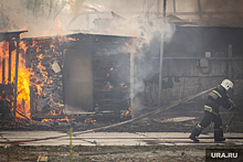 В Свердловской области спасатели ликвидировали крупный пожар