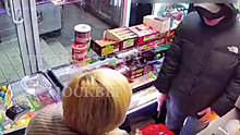 Москвич с чулком на голове ограбил магазин на Рязанском проспекте