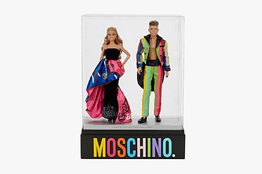 Марка Moschino одела кукол в люксовую одежду