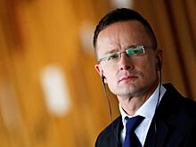 МИД Венгрии объяснил отказ от поставок оружия Украине