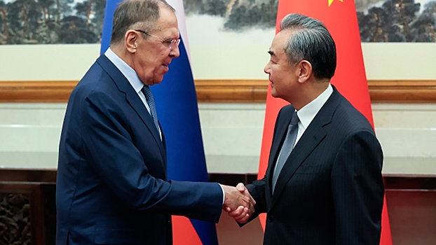 В Пекине началась рабочая встреча Лаврова с китайским коллегой Ван И