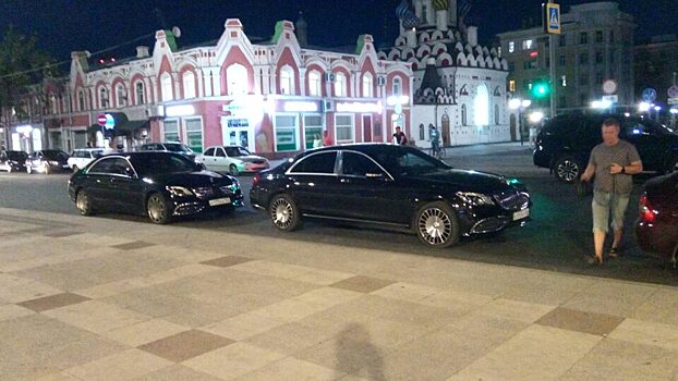 Миллионеры на «Maybach» перекрыли пешеходный переход в Саратове