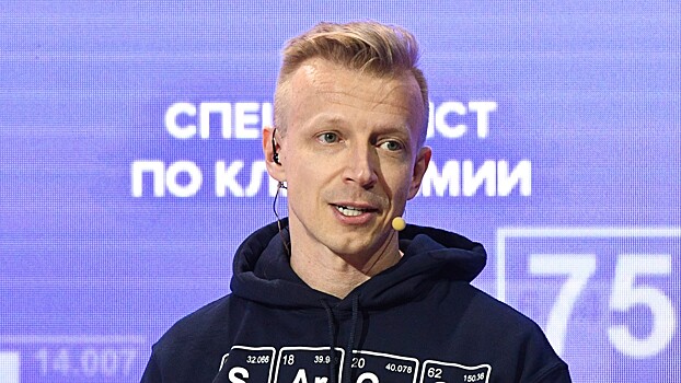Большое интервью с главным виджеем эпохи MTV Антоном Комоловым