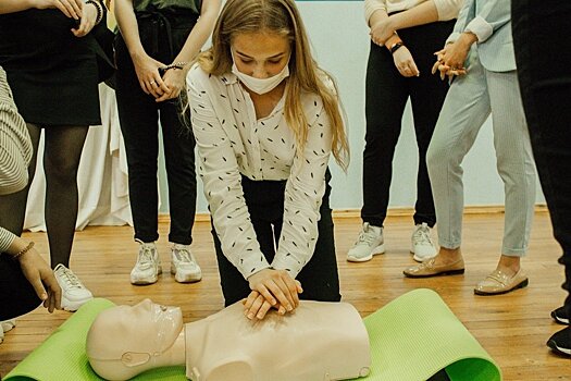 В Кировской области началось заключение договоров медорганизаций с будущими абитуриентами на целевое обучение