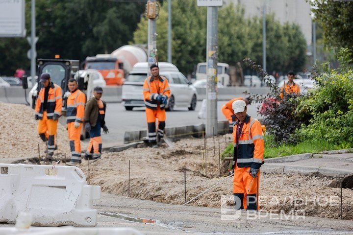 В Казани рассказали о ходе дорожного ремонта улицы Амирхана Еники в рамках нацпроекта