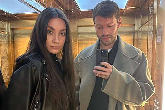 Модель Карина Истомина и футболист Федор Смолов назвали дочь Лорой в честь фильма