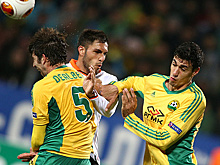 "Анжи" хочет добиться компенсации от бывшего футболиста клуба Шандао за разрыв контракта