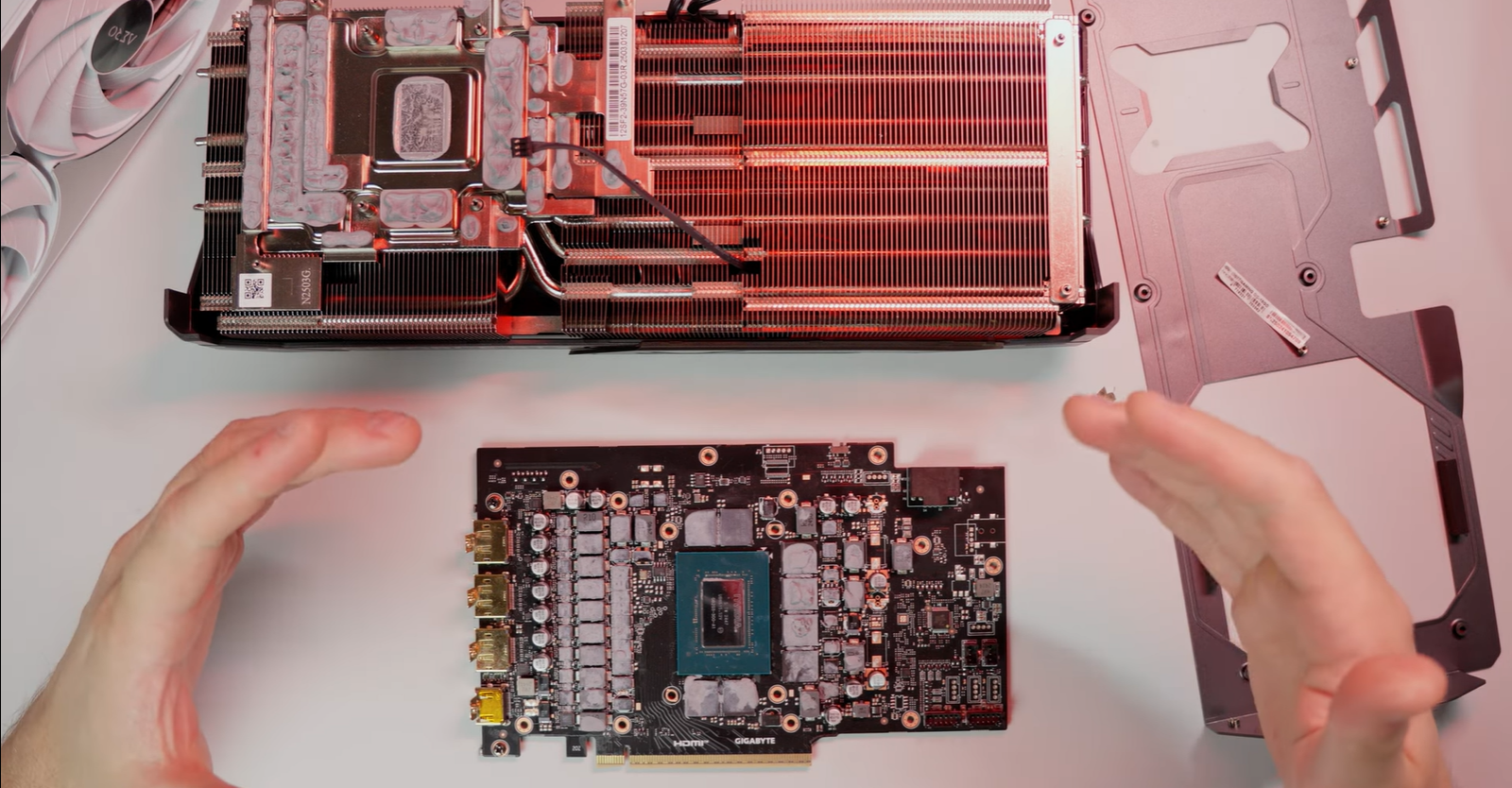 В видеокарте Gigabyte RTX 5070 Ti вытекли термопрокладки - EuroPress.news