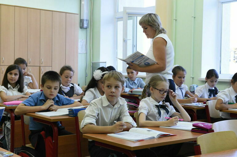 Депутаты предложили сделать любовь к труду целью воспитания в России
