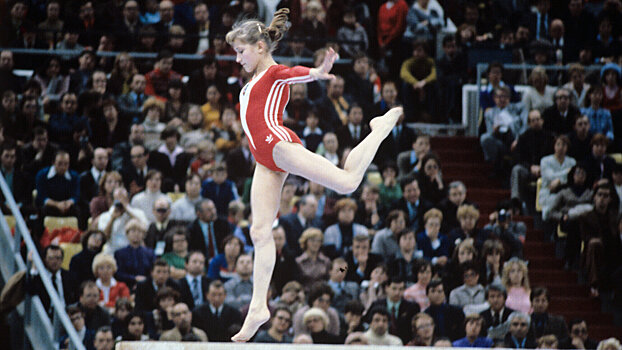 Олимпийской чемпионке Давыдовой вернули право на тренерскую работу в Канаде