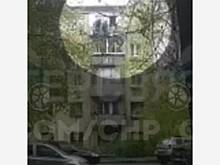 Обрушение балкона с людьми в российском городе попало на видео