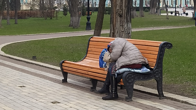Эксперт перечислил программирующие на бедность привычки