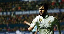 СМИ: хавбек "Реала" Иско может стать игроком "Барселоны"