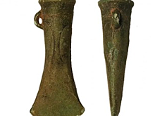 Археологи обнаружили 3000-летний топор с признаками «внеземного происхождения»