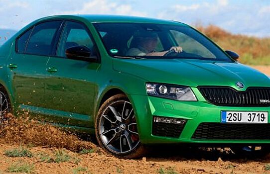 Новая Skoda Octavia может получить классические фары