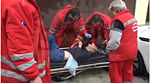 Медсестры бросили на улице тяжелобольного пациента