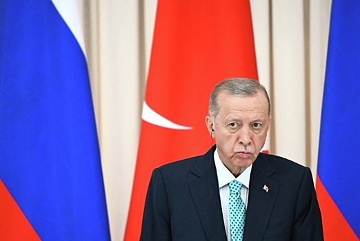 Администрация Эрдогана опровергла слухи о девальвации лиры до 40 за доллар