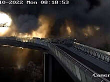 Украинские СМИ опубликовали видео попадания в "мост Кличко" в Киеве