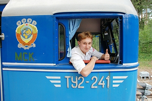 «Единая Россия» запустила мониторинг условий трудоустройства подростков