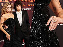 Певица Майли Сайрус подтвердила слухи о помолвке с Максом Морандо