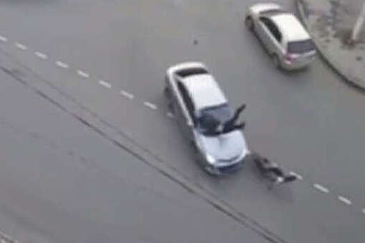 Красноярский подросток так торопился в школу, что протаранил Toyota