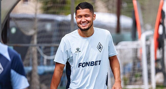 «Москва по уровню жизни вне всяких сравнений, но Петербург не отстает. Там легче передвигаться, у каждого свои преимущества». Ахметов о городах