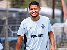 «Москва по уровню жизни вне всяких сравнений, но Петербург не отстает. Там легче передвигаться, у каждого свои преимущества». Ахметов о городах