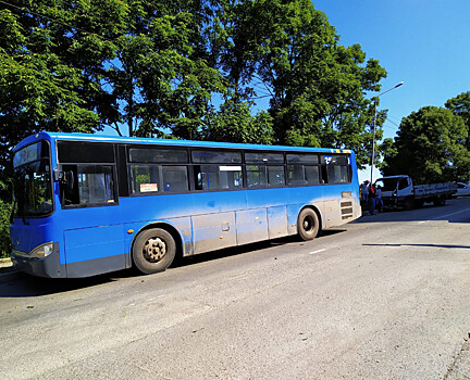 ДТП с участием пассажирского автобуса произошло во Владивостоке