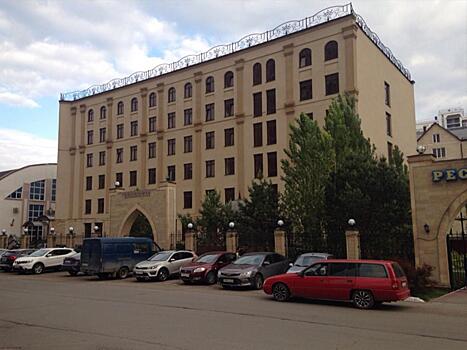 В Оренбурге начали реконструировать бывшую гостиницу «Баку» под поликлинику