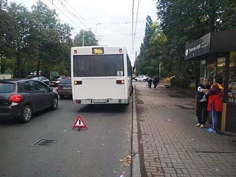 На ул. Держинского в аварии пострадала 65-летняя пассажирка автобуса