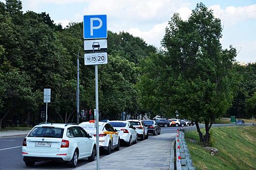 Парковки на улице Дурова будут работать иначе