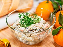 Депздрав Москвы: между блюдами во время новогоднего застолья следует делать паузы