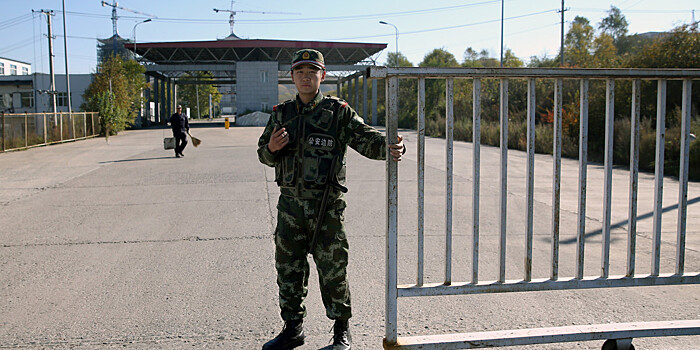 На российско-китайской границе ускорили пропуск грузовиков