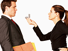 Стоит ли намекнуть своему парню о том, что пора жениться?