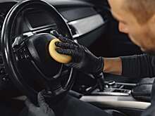 Почему чистюли и любители наклеек – самые подозрительные водители